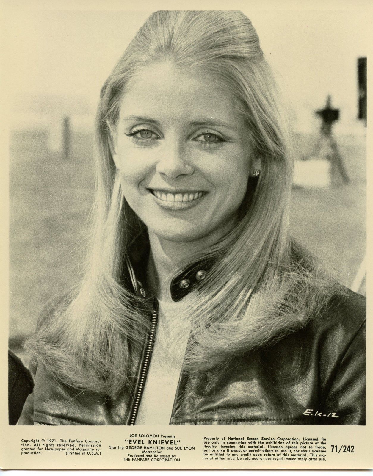 Gary Wells Sue Lyon In Evel Knievel 1971 T Co Sihiabtx5e Twitter