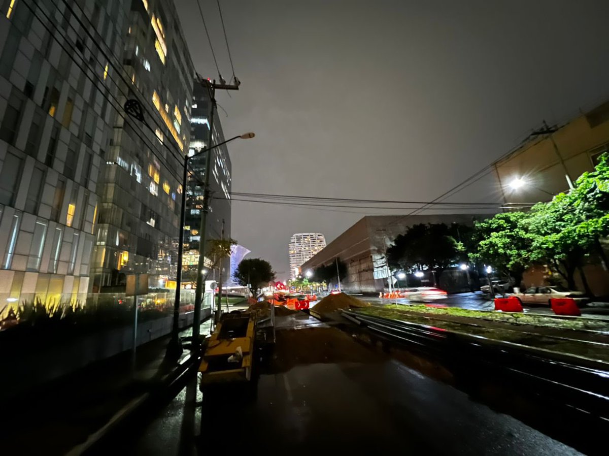 Polárea tweet media