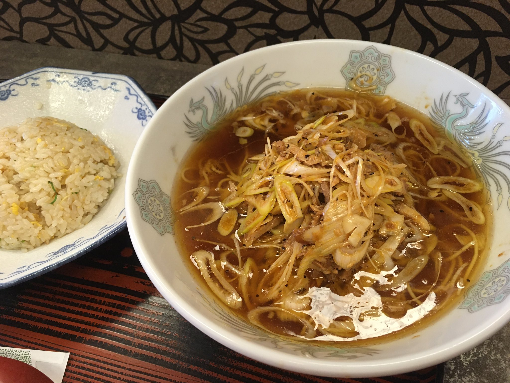野菜健一 恵愛のネギラーメン いつ食っても意味わからんくらい美味いんだよな T Co Ji42ciy3d0 Twitter