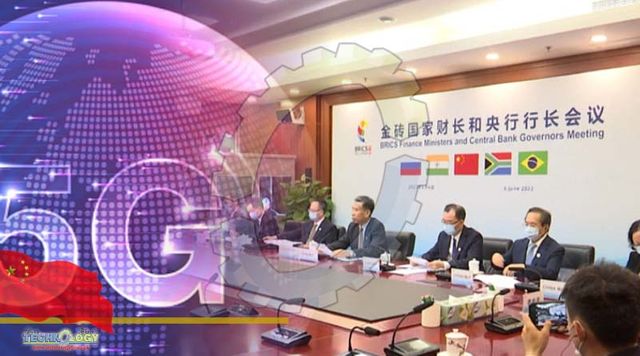 techtimespk's tweet photo. China ranks first in declared 5G patents in the world #TechnologyTimes - https://t.co/xqCF5LdSgq https://t.co/ZbKILprpvy