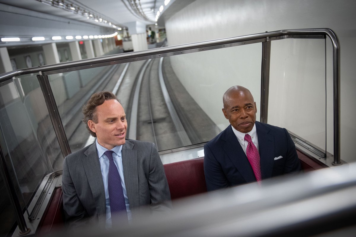 NYCMayor's tweet photo. …they call this a subway? https://t.co/ChPC4hGPWw
