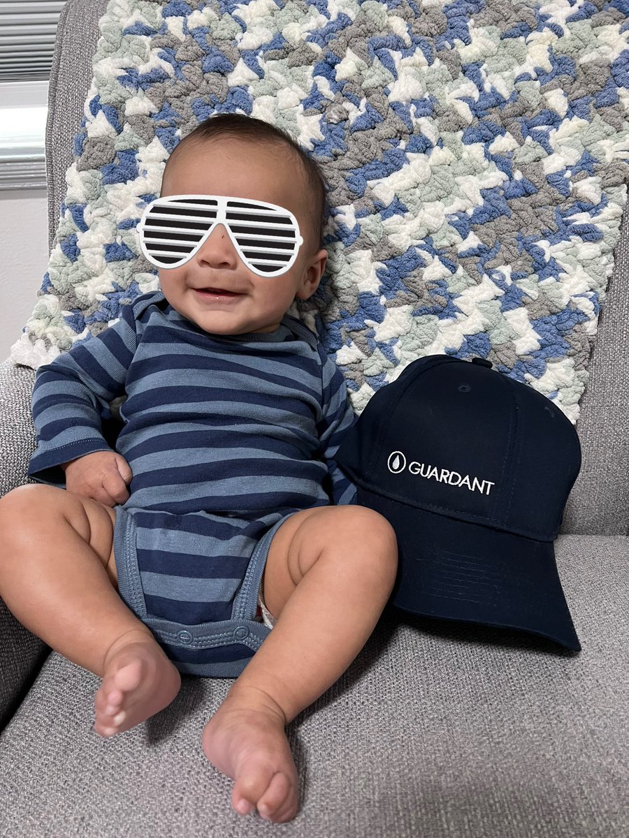 latortuga25's tweet photo. Officially turned in my teacher hat for a #GuardantHealth one #NewJobWhoDis #BioTech https://t.co/WrHZRug0a7