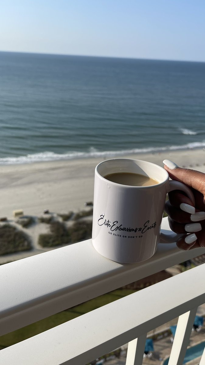 MsAgentKelly's tweet image. Mmm…🌊🏝☕️