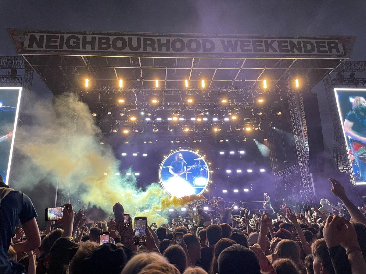 calumlewiswood's tweet photo. tell you what, am still coming down from last week. what the fuck was that all about 

#Knebworth2022 #nbhdweekender #Kasabian #LiamGallagher #courteeners #GodBlessTheBand https://t.co/UKMcqSD8wv