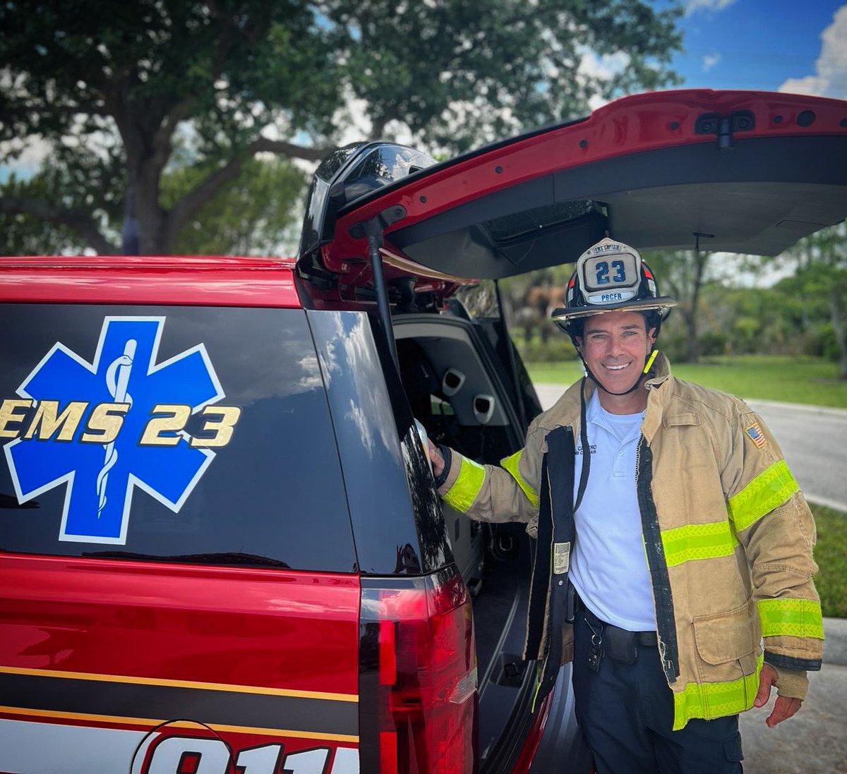 PBCFR's tweet photo. #EMSCaptainoftheYear !!!
EMS Captain Adrian Castro is described as having the most gracious disposition when it comes to bedside manners w patients. Itβs his gentle & compassionate care that leaves a lasting impression on people! #Congratulations !!! #Awards2022 #station23 https://t.co/bt7Sx7EJgZ