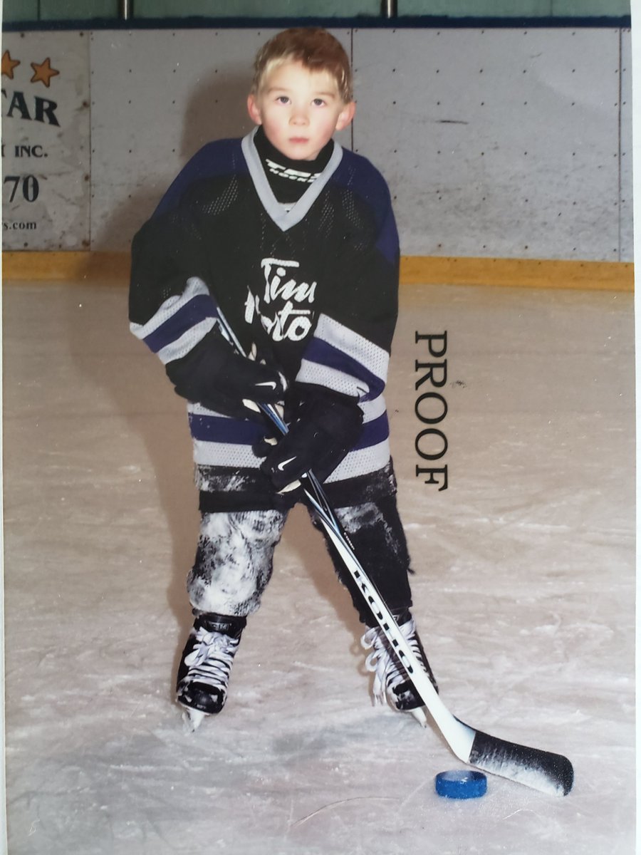 HSFalconHockey's tweet photo. This young man has been a member of the Falcons for 3 years, he will be moving on to greater things.
Isaac has been accepted into the Engineering Program at @MemorialU.
Best of luck Isaac.
@HSH_PE_Dept @hsh_gsa @hsh_stuco @SchoolHsh https://t.co/NxvCFvkh1W