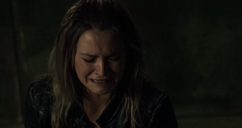 "Clarke shakes her head, tears rolling, as she wills herself to kill another person she loves. Everyone in the audience should be damn sure she's going to do it, too. Until... SHE DOESN'T. She can't."