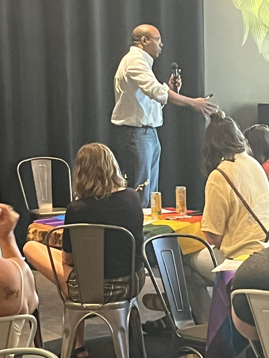 blacklistcomedy's tweet photo. Well-Done Phoenix playing to a full house at Big Grove Brewery. https://t.co/DvF7evEx6J