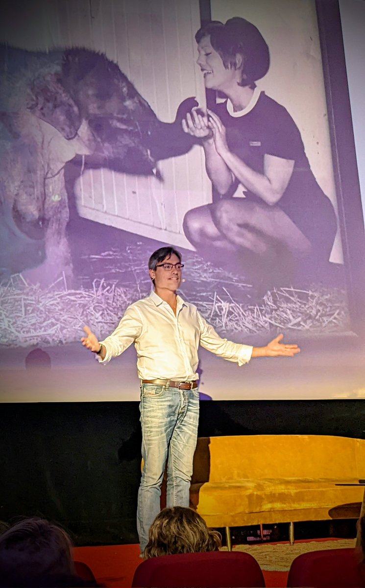 Heartfelt keynote by our <a href="/nick_coatsworth/">Dr. Nick Coatsworth</a> sharing a photo of his Mum in the 60's launching the new 747 jumbo jet. #TravelDaze conference <a href="/TravelWeeklyAUS/">Travel Weekly</a>