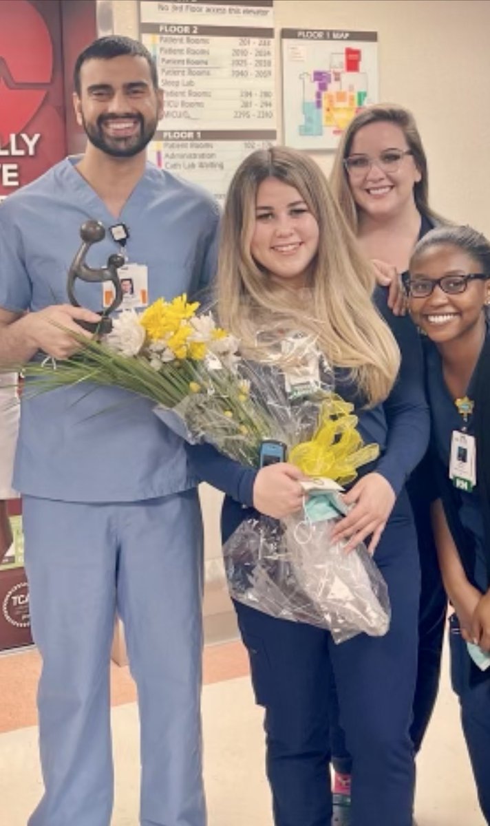 Rising 2nd year Fellow, Dr. Harris Khan, with Daisy Award winner, Pauline, who he nominated! Respect for the incredible #nurses <a href="/DelrayMedCenter/">Delray MedicalCenter</a> 🌴 #FAU #traininginparadise #cardiotwitter