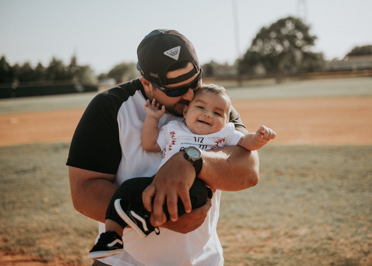 michelle7____'s tweet photo. Half way to First ❤️⚾️🥹
I’m obsessed with these 📸 https://t.co/9ZV9peGNlQ