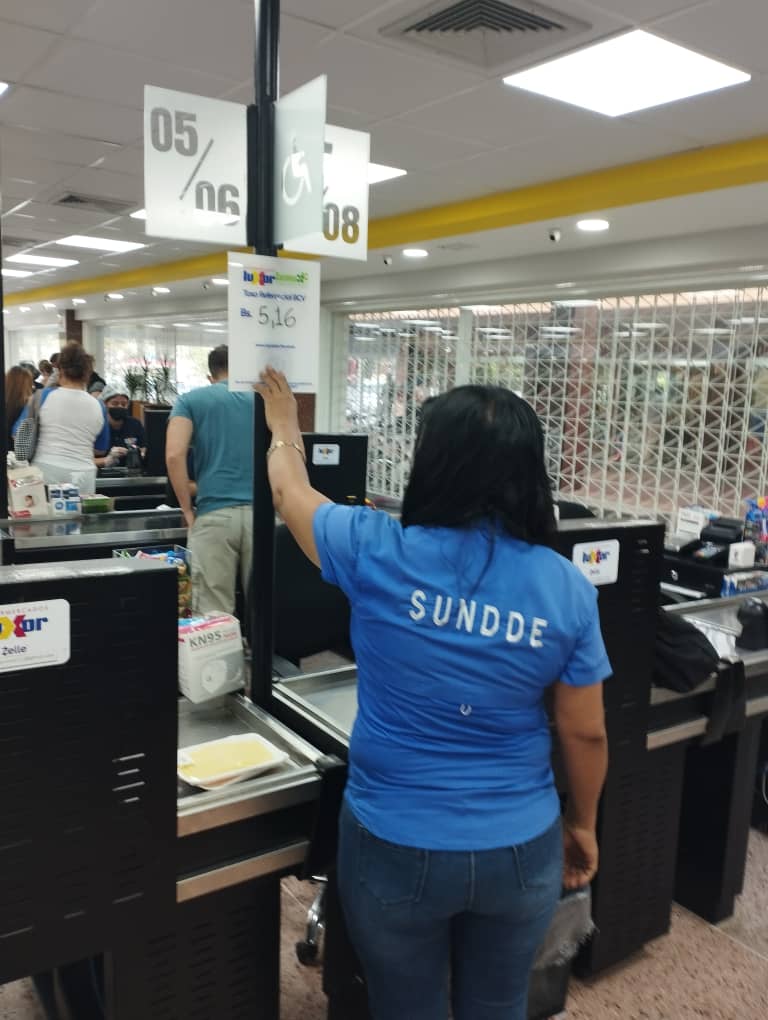 Sundde #Carabobo realizó supervisión en Supermercado Lúxor ,CA en el Municipio #Valencia

Para garantizar el cumplimiento de la LOPJ y proteger los derechos Socioeconómicos del Pueblo.

#8Junio #SunddeCarabobo