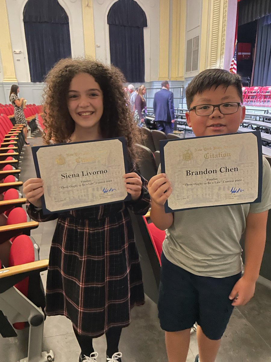 Proud of these two kids for their participation in the “there ought to be a law” contest sponsored by <a href="/EdwardRa19/">Assemblyman Ed Ra</a> #mineolaproud <a href="/MineolaMS/">Mineola Middle School</a> <a href="/MsTrojanowski/">Amy Trojanowski</a> <a href="/Allabouttheyet/">Jenna Cavuto</a> <a href="/BennerMineola/">Steve Benner</a>  congrats sienna on winning the competition
