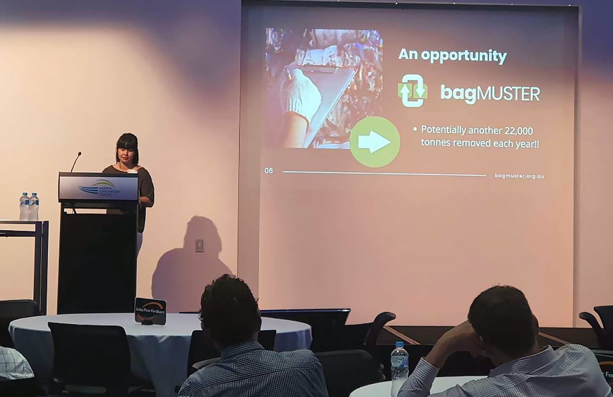 AgsafeOz's tweet photo. @CropLifeOZ Director of Stewardship and Sustainability Policy Jana Phan, launches the #bagMUSTER #stewardship program in Darwin. bagMUSTER is Australia’s first not-for-profit, whole-of-industry collection + recycling program for agricultural bags. ♻ https://t.co/SkTKUqgShs https://t.co/CaKxhuc8Cq