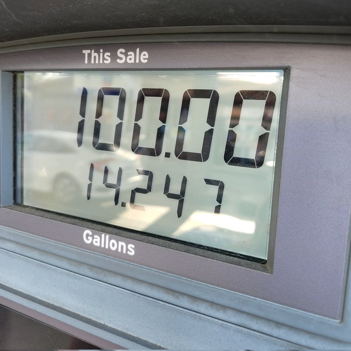 austinnotduncan's tweet photo. Gas is now so expensive my card won't authorize enough to fill the tank on one transaction 😅 https://t.co/JwaYzNJH9x