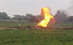 linozentella_'s tweet photo. Denuncia al 9933989844... Reportan que se prolongó hasta hoy en la tarde la fuga e incendio de gas licuado del ducto Pemex situado en Nextlalpan cerca del Circuito Exterior Mexiquense, EdoMex; ya está controlado...Zas!!! https://t.co/4evdm4Bhb4
