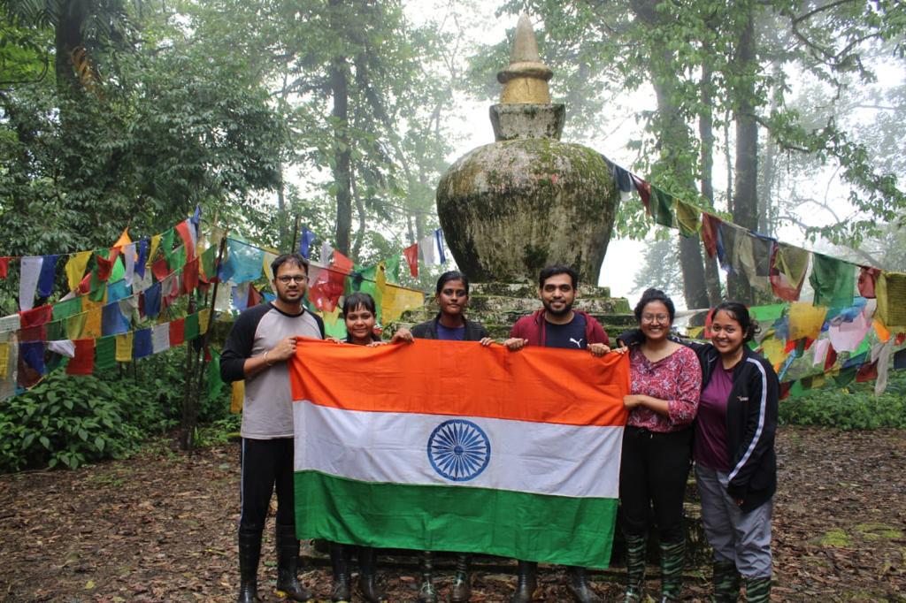 #SpearheadDivision of @Spearcorps conducted visit of IFS officers to the forward areas of Tuting, Upper Siang District in Arunachal Pradesh including visit to Holy Chorten at #KepangLa, a symbolic representation of #Buddhist philosophy. @adgpi @EasternComd @MyGovArunanchal