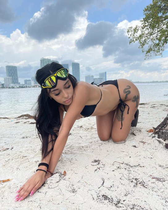 ESTOY EN 4x4 🫡 https://t.co/1GRQRO4q9s