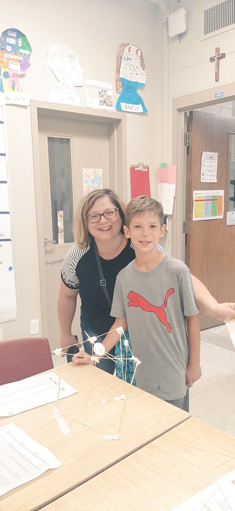 MsBunn4's tweet photo. We had a great night at our 2022 Family BBQ! It was wonderful to meet families and share our learning in our grade 5 classroom tonight! @stjoesjaguars #familybbq https://t.co/PDgmmDPrFq