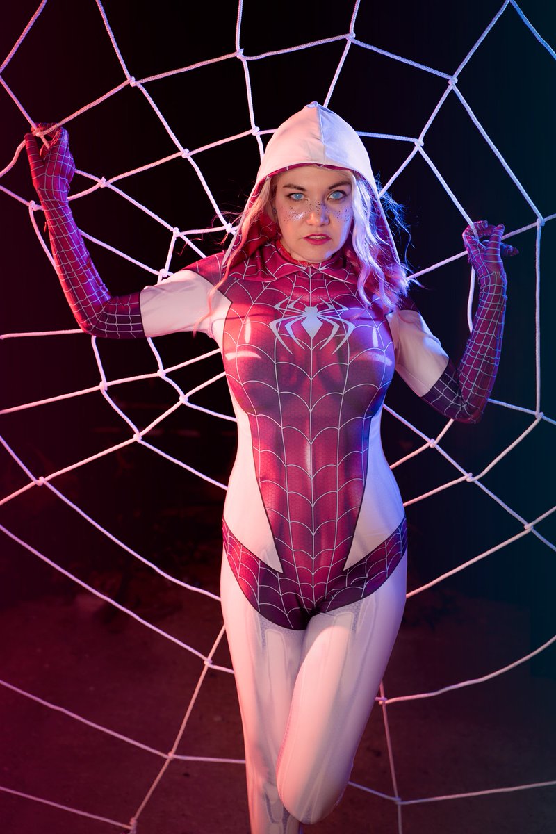 Shiny new suit pics thanks to <a href="/pirateteaparty/">PirateTeaParty</a>