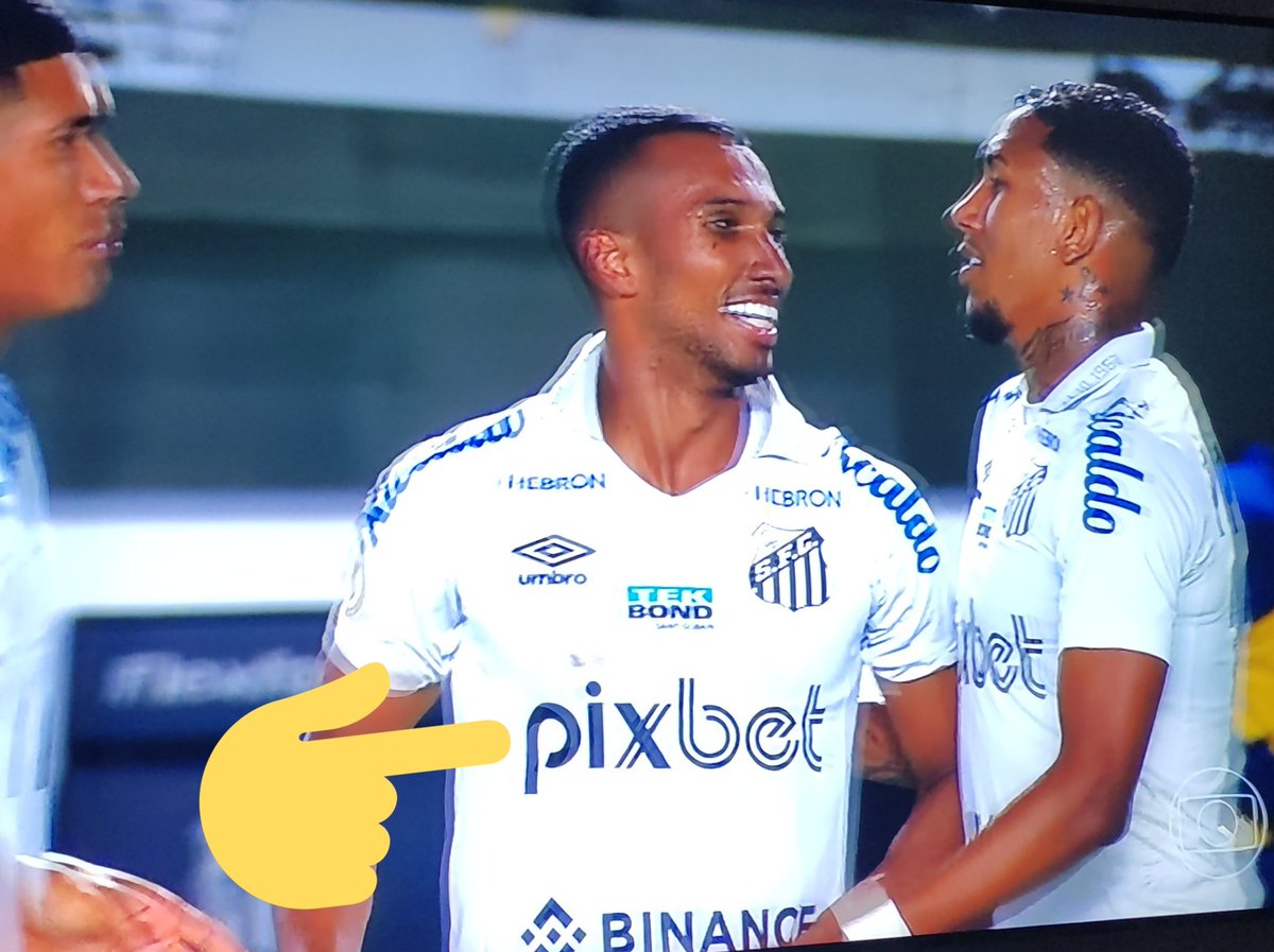 RodrigoOIiveira's tweet photo. Como pode! Site fora do ar em plena quarta feira @pixbet ? 

Jesus! Vocês ainda são patrocinador ???? ALÔ @SantosFC , site trava até durante a sua partida! https://t.co/XG6lUUbloz