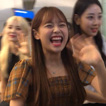hourly_chuu's tweet photo. https://t.co/UgLFVfpLW7