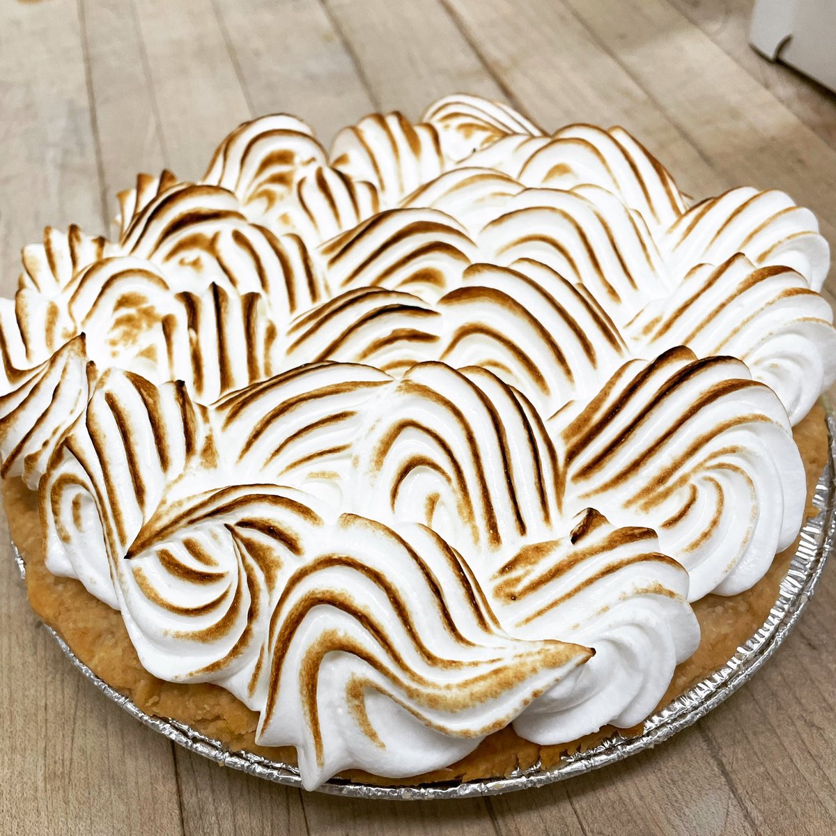 Its_Fantome's tweet photo. @roflgatorOW Been working on my baking skills for my future house husband days 💪 https://t.co/b4PJCb2aSP
