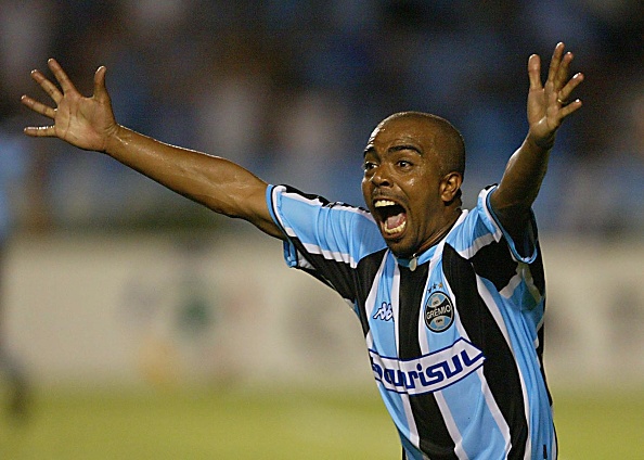 [2003] 🇧🇷 Anderson Lima (Grêmio) comemorando gol contra o Pumas na Copa Libertadores