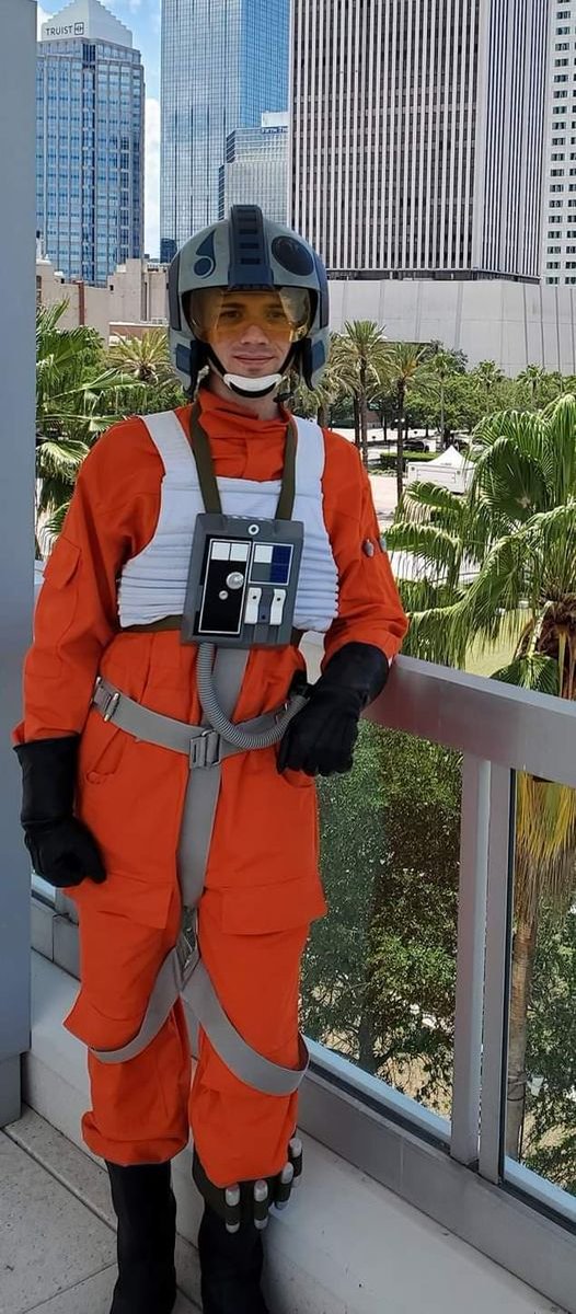 rebellegion's tweet photo. The #RebelLegion continues to celebrate #PrideMonth with Vincent Nolan in #RaKuraBase and #PhoenixSquadron. #starwars #xwing #xwingpilot #starwarscosplay #starwarscostuming https://t.co/VDxCU9PmWB