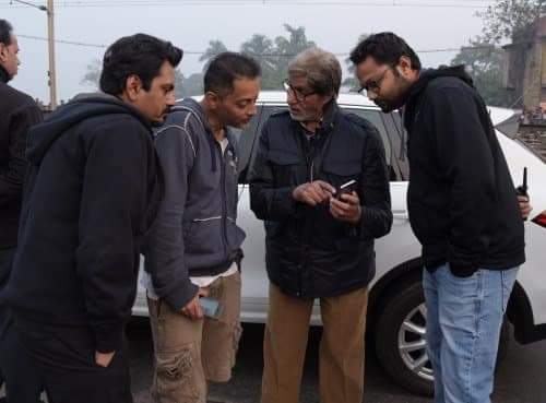 DrAnilLoveAB's tweet photo. Congratulations On 🎉🌹💐
#6YearsOfTe3n  (10 June 2016)
My Dear Guruji @SrBachchan Sirji &amp;
@Nawazuddin_S ji @vidya_balan ji 
#SabyasachiChakrabarty ji 
#PadmavatiRao ji and Team 
Directed by @ribhudasgupta ji 
Produced by @sujoy_g ji &amp; Team 
Music by @ClintonCerejo ji https://t.co/OrG7ZKugnD