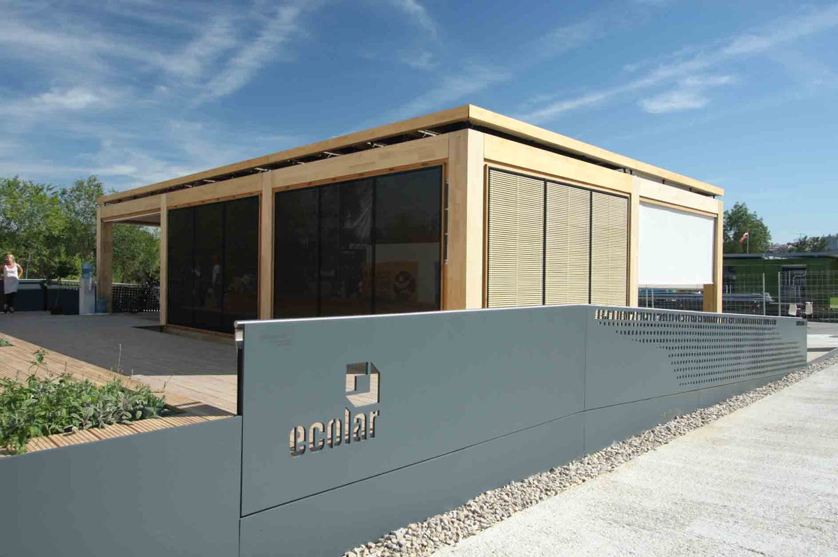 As part of the competition <a href="/sdeurope/">SD Europe</a>, students from <a href="/htwgkonstanz/">1337</a> developed the ECOLAR Home. The European-wide event, which focuses on sustainable construction, calls for building designs that meet their energy needs through solar power. #OKALUX #OKAWOOD instagram.com/p/Cego4MeMYwR/…