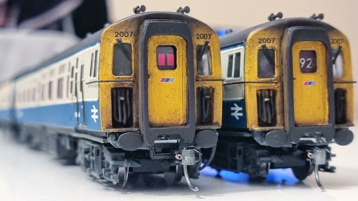 PdannyH's tweet photo. #4REP Revisited - had a chance to get some bits off my to do list this week replacing the bogies on my MJT 4REP and tweaking the cab weathering. Its also enabled the interiors and lighting to be upgraded. I'm really pleased with how it's turned out #TMRGUK #VariousMultipleUnits https://t.co/GR8jCNVqnW