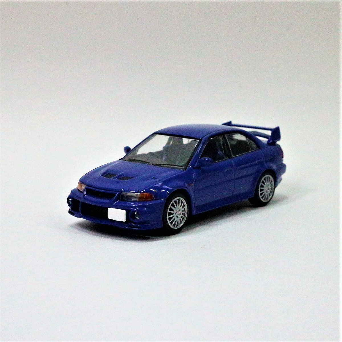 SidneySu6's tweet image. MITSUBISHI
#mitsubishievolution 
#TOMYTEC
