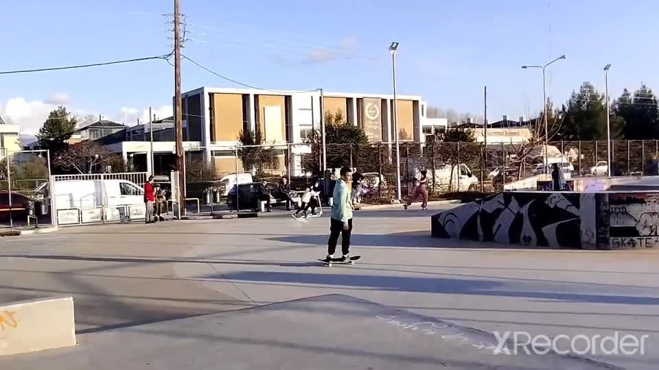 Nollie tre flip Yannis Dimos Ioannina skatepark #cashfortricks dlvr.it/SRt6XF