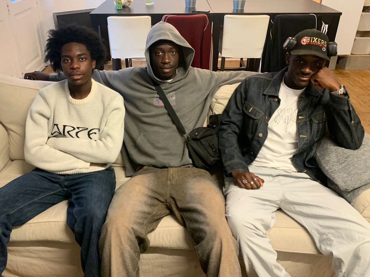 Le Quart d'Heure tweet media