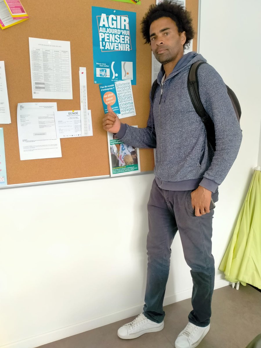 SE_UNSA75's tweet photo. Suivi des visites établissements (2/2) : la semaine dernière nous étions aussi dans le 18ème au Collège Maurice Utrillo et au Lycée Rabelais, et dans le 19ème dans le collège Edmond Michelet.
Avec la participation du @SE_Versailles.
Merci à Stéphane et à @coux_pierre https://t.co/2FcaAzDWiK
