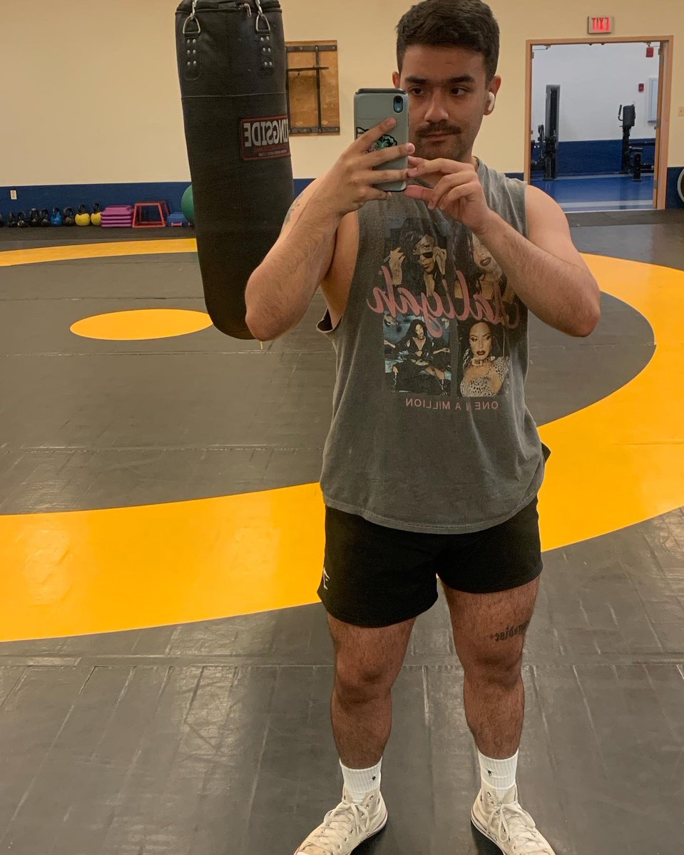latinpxpi's tweet photo. Hi gays 🥺 https://t.co/hnFRYBBNc7