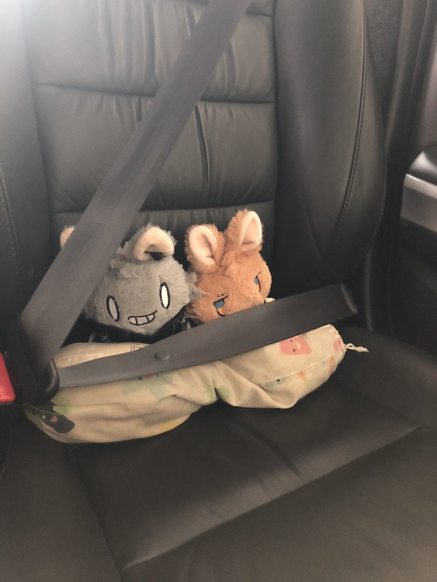 zWolFiez_exe's tweet photo. Taking a road trip, and since Im the ‘Adult’ now, i make the rules
Say hello to lapplapp and texy
#Arknights
#4hourdrive https://t.co/zfuZxhi1gd
