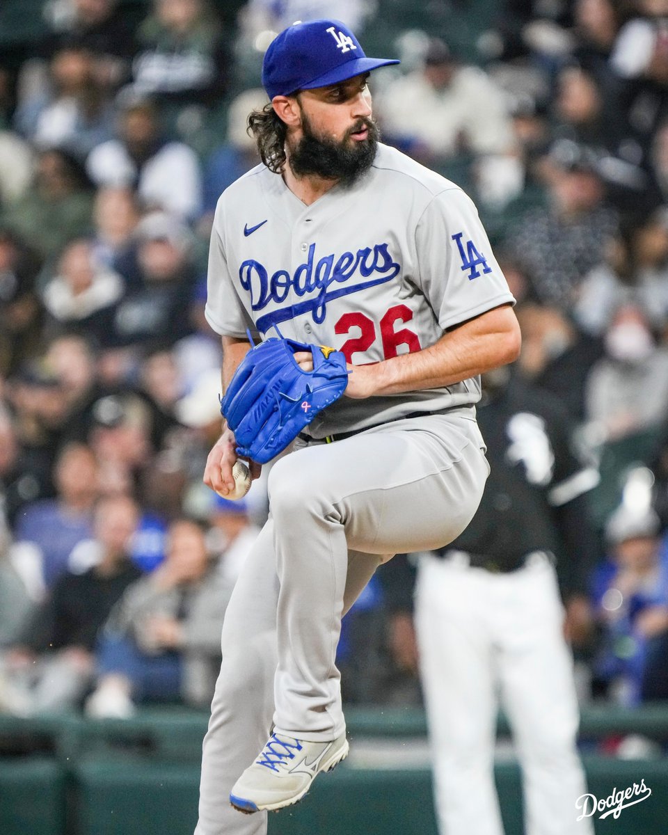 Tony Gonsolin vuelve a los Dodgers en la MLB 2025