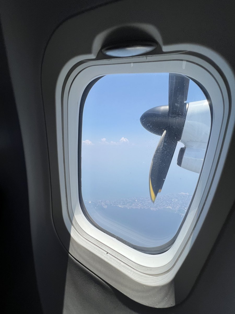 CenizalCha's tweet photo. Travel with you! 🥰✈️❤️ https://t.co/avRc7j2Q39