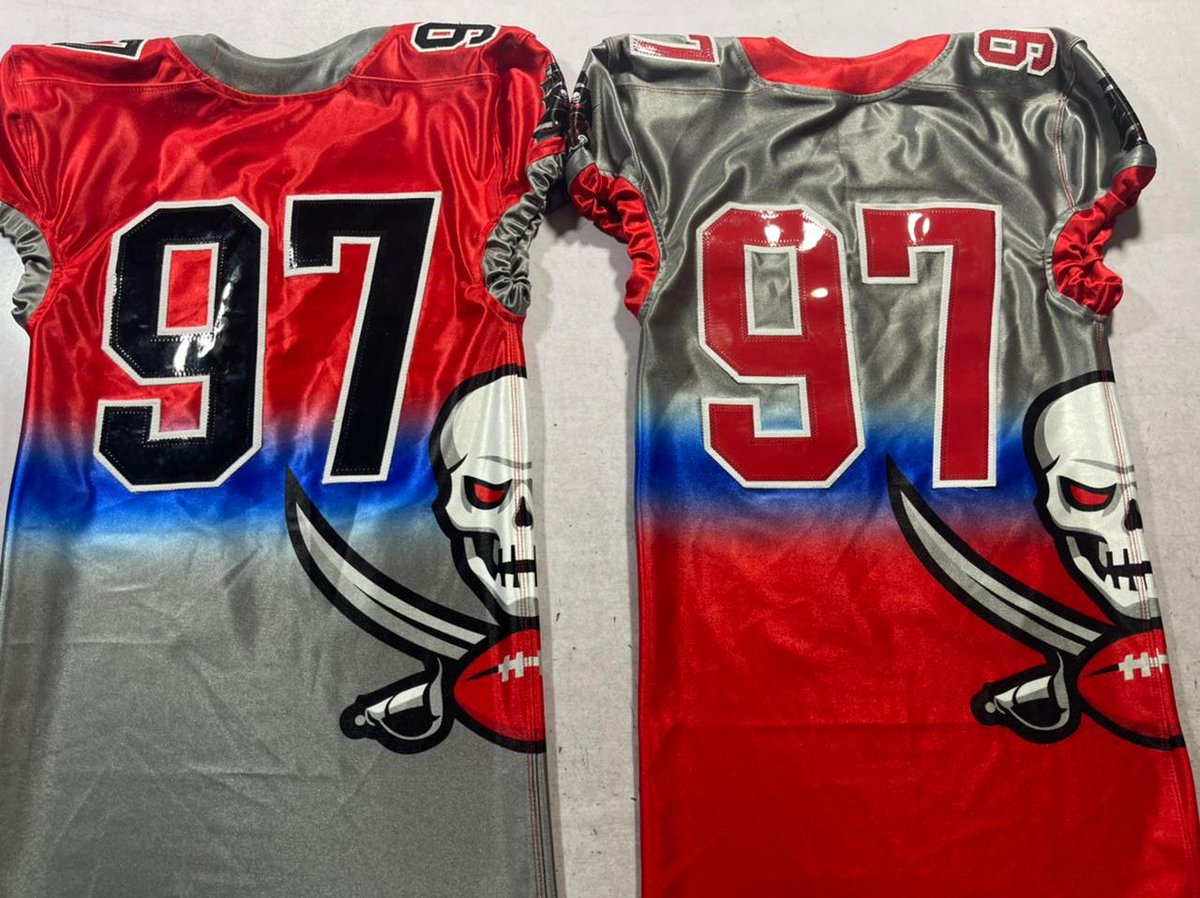 quality_wears's tweet photo. Sublimated + liquid Chrome Embroidered football uniform.
Contact us to get any kind of customized sports apparel from us.
Gmail:- qualitywearinternational05@gmail.com https://t.co/8KAxxd35kl