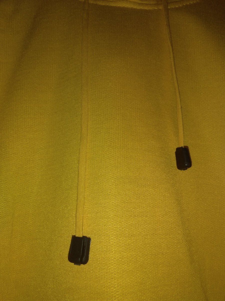 cutedks's tweet photo. Hi all.. dalam rangka mau mengurangi isi lemari dirumah wkwk aku wts baju" ku yg udah jarang kepake tapi masih bagus menurut ku sih.. diliat" dulu saja yaww 😍🌷
#wts #preloved #thrift #second 

1. Hoodie/Sweater 40k (bisa nego normal dm aja yaw ) https://t.co/hKzRbzM7Pb