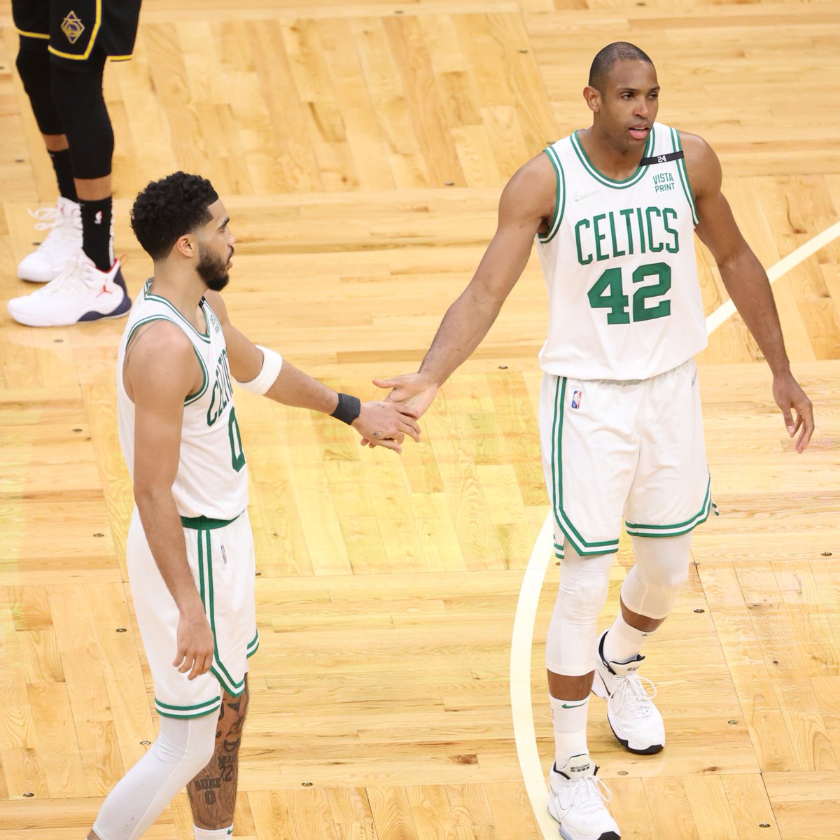 NBAHistory's tweet photo. Jaylen Brown (27 PTS, 9 REB, 5 AST), Jayson Tatum (26 PTS, 6 REB, 9 AST), Marcus Smart (24 PTS, 7 REB, 5 AST), and Al Horford (11 PTS, 8 REB, 6 AST).

This is only the 3rd time in NBA History that four teammates each recorded 10+ PTS, 5+ REB, 5+ AST in a #NBAFinals game. #NBA75 https://t.co/kZB8gJH9Ah