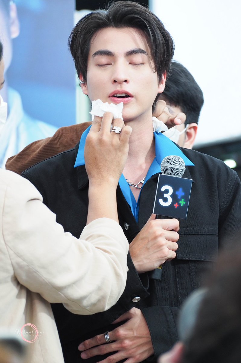 girlushine_'s tweet photo. Oh my pretty pretty boy I love you ~~ 💙💙💙🥰 

@gulfkanawut 
#3PlusXGulfStaroftheYear
#GulfKanawut https://t.co/KRHbrTbFtf