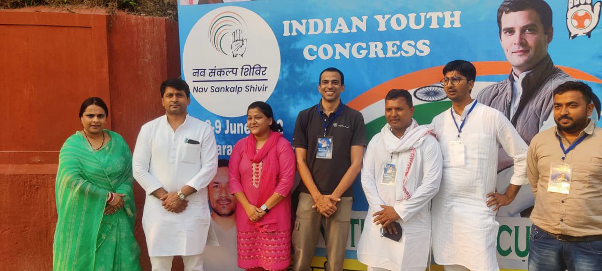 OmveerYadavINC's tweet photo. National Executive meeting @IYC 
@Dharmshala Himachal Pradesh

@priyankagandhi @Allavaru @srinivasiyc https://t.co/7PZymAhoEC