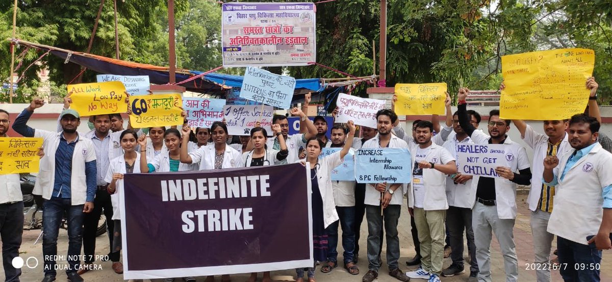 Na rukenge, 
NA jhukenge,
Na hatenge,
Bas datae rahenge... #IncreaseInternshipAllowance 
#BVC_On_Strike
#IncreasePgFellowship
<a href="/Nitishkumar/">Nitish Kumar</a>
<a href="/saravanakr_n/">N Saravana Kumar IAS</a>
<a href="/tarkishorepd/">Tarkishore Prasad</a>
<a href="/ZeeBiharNews/">Zee Bihar Jharkhand</a>
<a href="/presidentVCI/">Dr. Umesh C Sharma</a>
<a href="/nitishkrishna8/">Dr Nitish Bharadwaj</a>
@AnimalBihar
<a href="/PRupala/">Parshottam Rupala</a>
<a href="/drsanjeevbalyan/">Dr. Sanjeev Balyan</a>
<a href="/min_fahd/">Ministry of Fisheries, Animal Husbandry & Dairying</a>
<a href="/CMOBihar1/">Additional District magistrate</a>