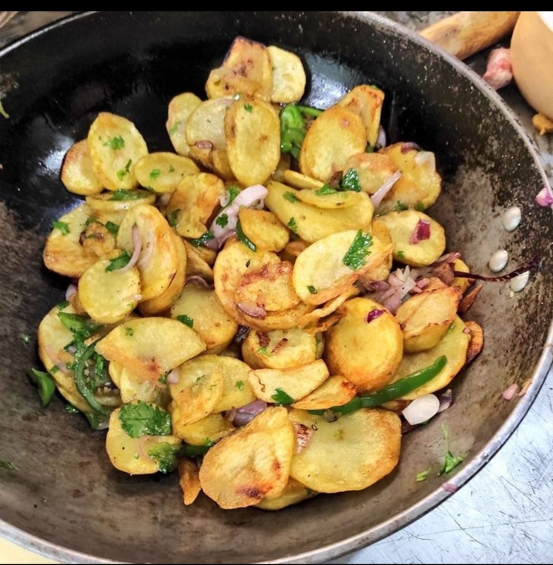 Today is a <a href="/MunchDen/">The Munch-Den Grill 🍗🔥🍖🌶️</a> day 🥹
Tag a friend 🤗