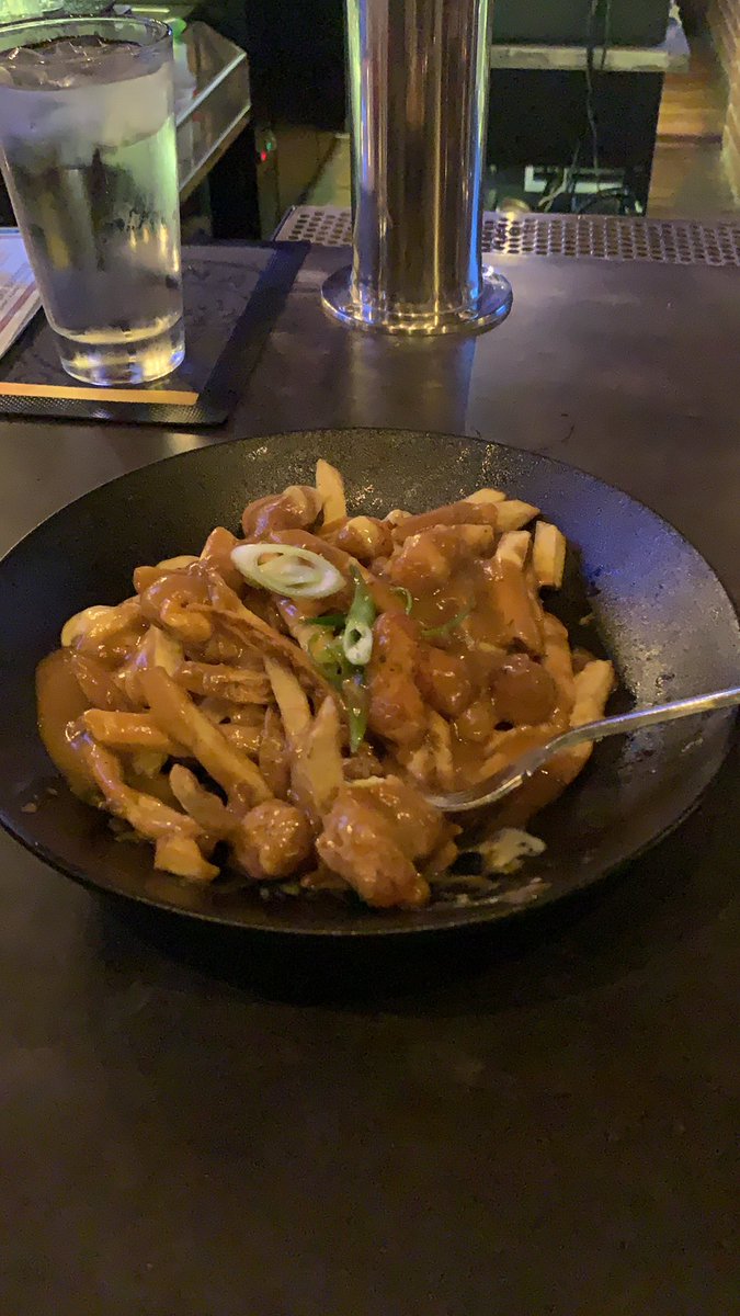 CoachKwall31's tweet photo. The poutine just tastes better after W’s https://t.co/GzYypGKmd1