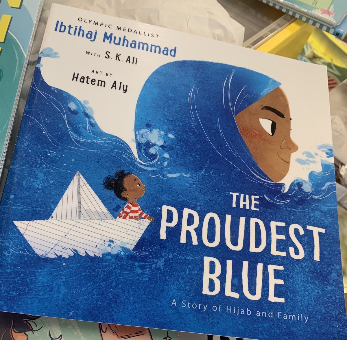 MissBurrows tweet media