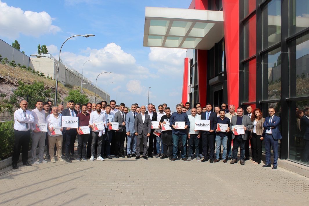 necmettinuzun_'s tweet photo. İstanbul ve Ankara Güvenlikçi Firmalarına Kablolu - Kablosuz Hırsız Alarm , Yangın Alarm Sistemleri ve Genel Ürün Lansman toplantısı gerçekleştirilmiş olup , katılım sağlayan tüm firmalaramıza teşekkür ederiz.
#netelsan #fabrika #ankara #istanbul #lansman #ürüntanıtımı #elektr https://t.co/b4gfoE62jq